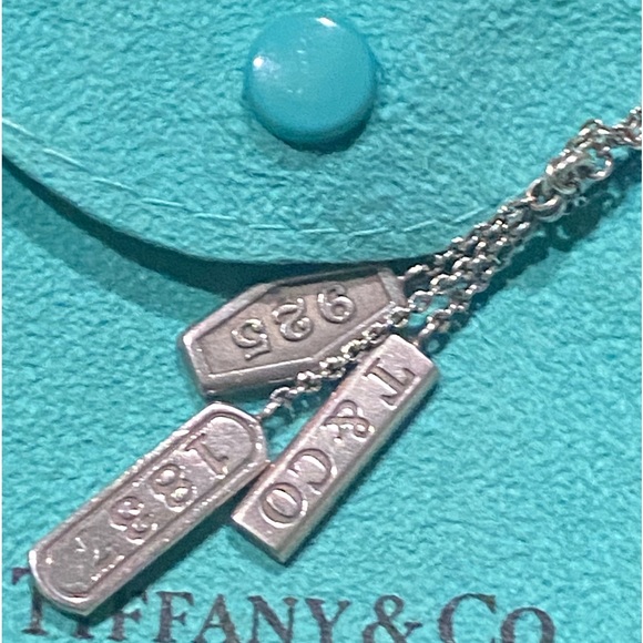 Tiffany & Co. 3 bar sterling necklace 18” signed w pouch. No trades - Picture 2 of 7